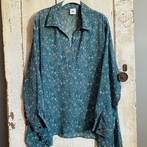 cabi Chase Blouse (Size L) Never worn, no tag.